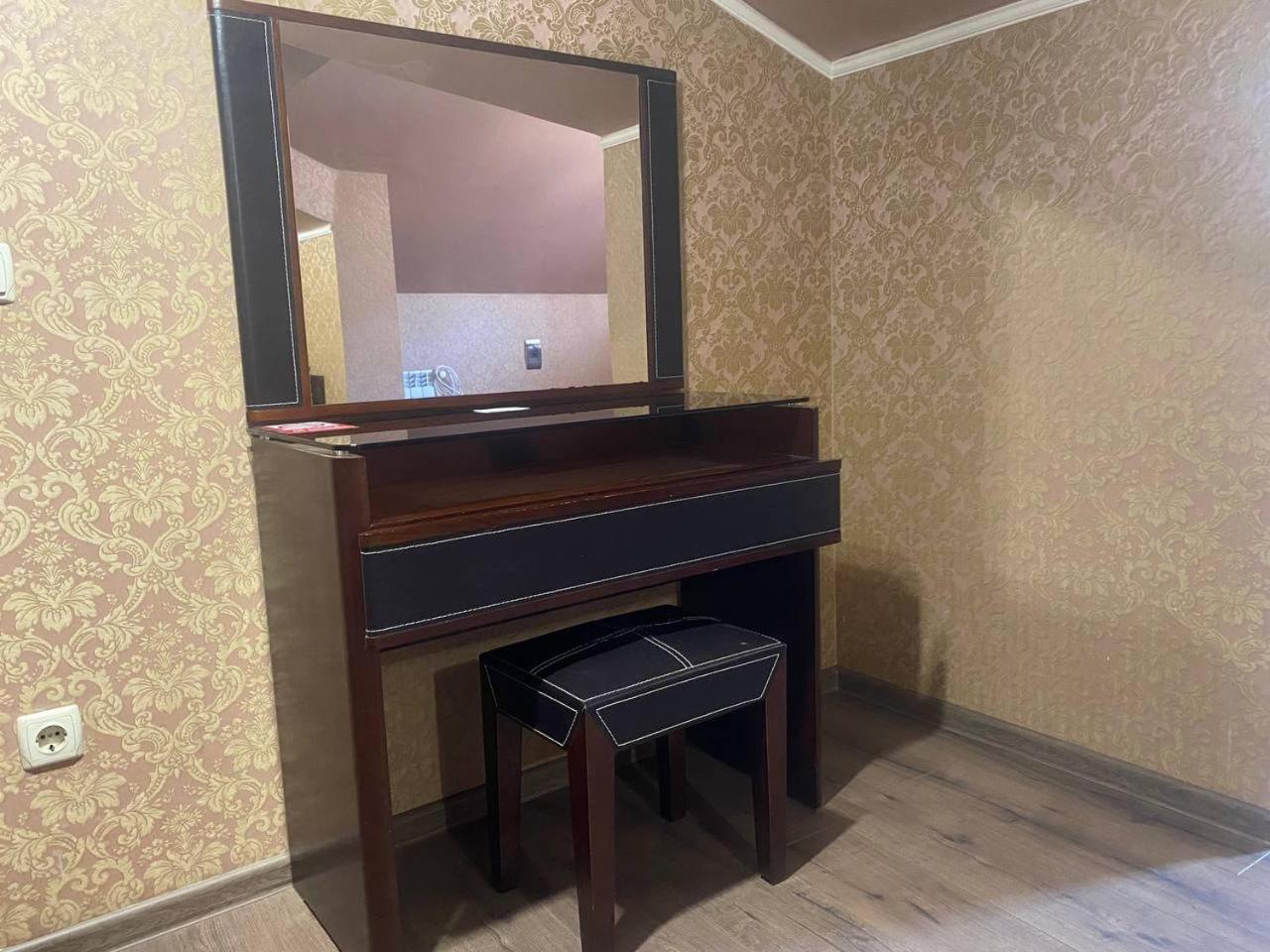 Valencia Hotel オデッサ エクステリア 写真